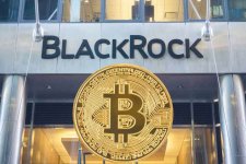 blackrock-bitcoin-900x600.jpg